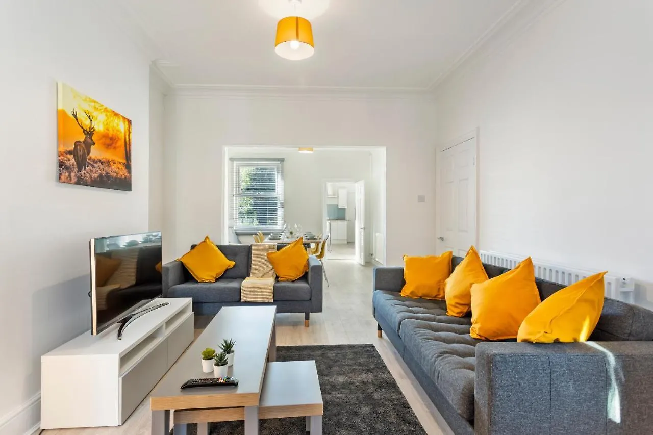 Jasmine Villa A - Ideal For Qmc & Uni - Free Parking Nottingham Apartment